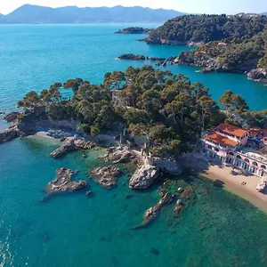 https://locanda-il-senatore-fiascherino.hotelitalianriviera.com